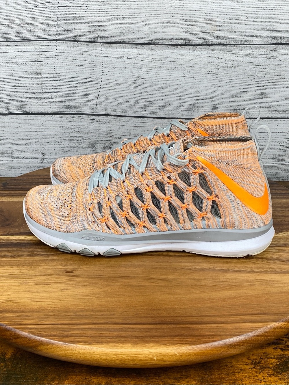 Nike Train Ultrafast Flyknit Bright Citrus CrossFit Trainer Men’s Shoe Size 8
